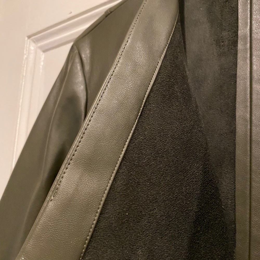 BB Dakota Faux leather cropped jacket/ blazer - Picture 9 of 10
